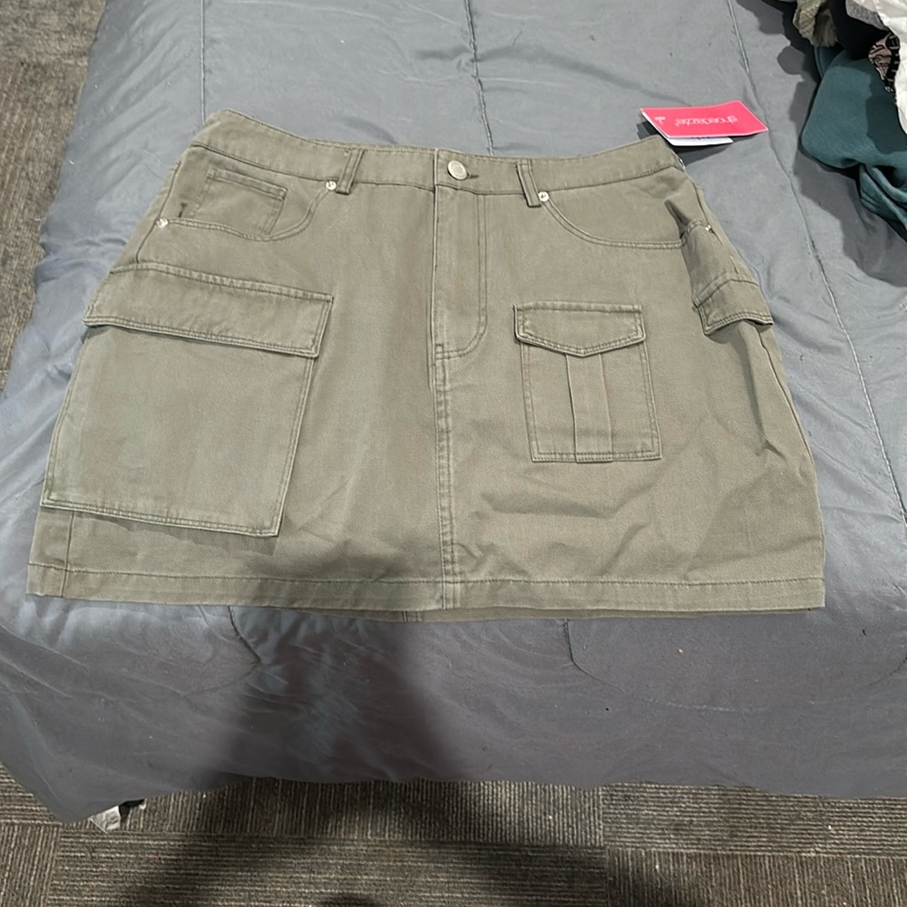 Green Cargo Skirt